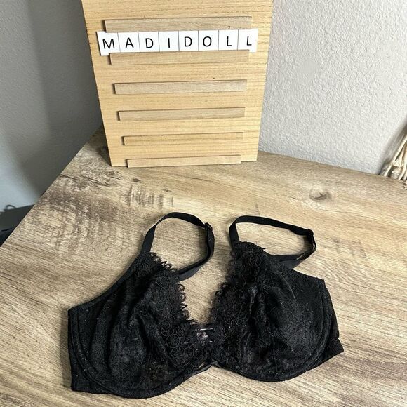Victoria’s Secret Women’s 32DD Very Sexy Unlined Plunge Bra - Picture 1 of 4